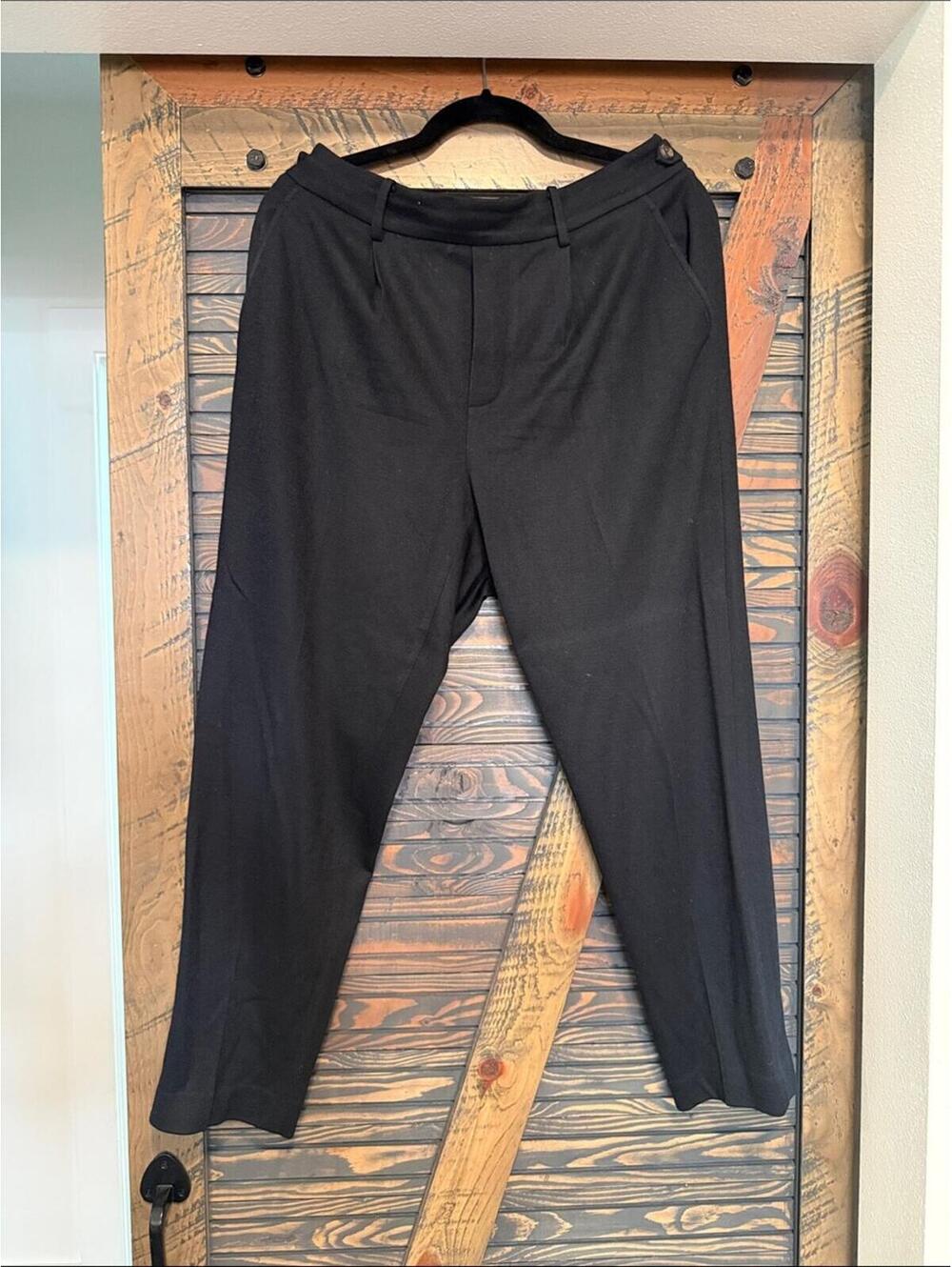 Vince Black Cropped Tailored Ankle Pants
